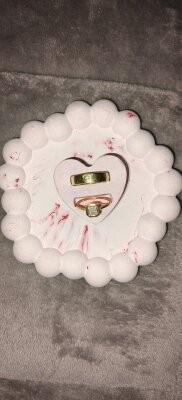 Présentoirs à bagues, formes diverses, cadeaux magnifiques, fabriqués sur mesure sur commande.